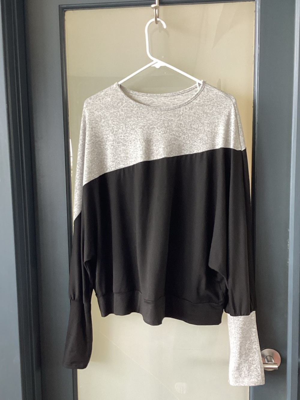 Woman top long sleeve